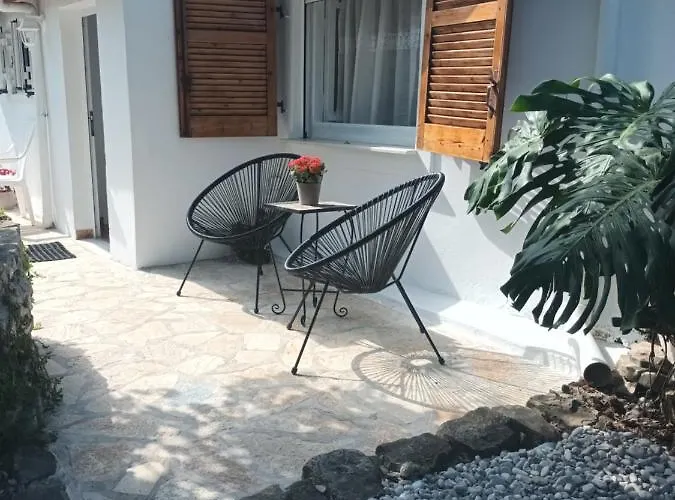 Aphrodite's Hidden Gem On Paxos Island 度假居