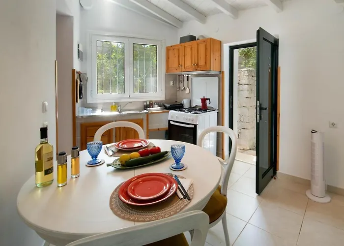 Aphrodite's Hidden Gem On Paxos Island 度假居